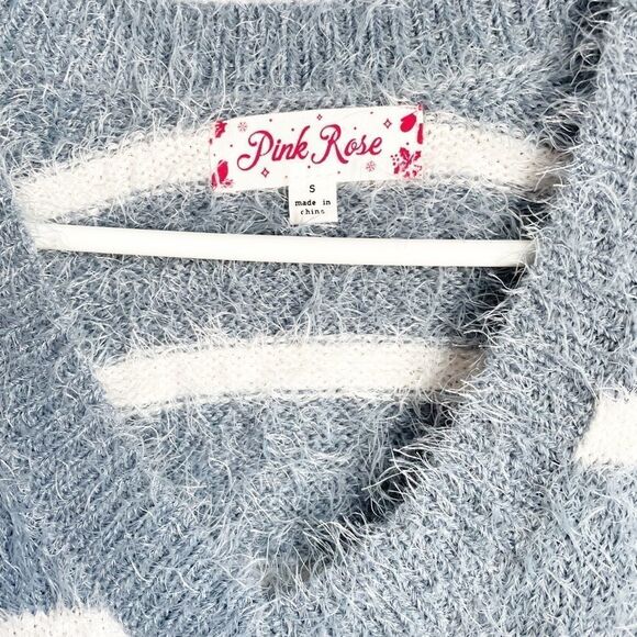 🟢Pink Rose Blue & White Fuzzy V Neck Sweater S - Picture 5 of 7